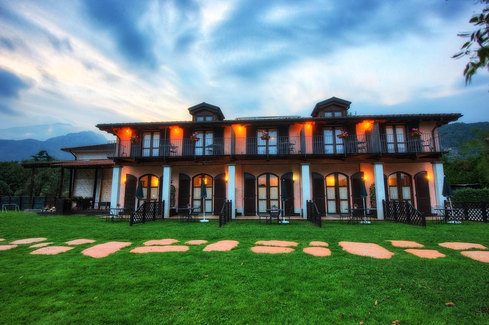 Agriturismo Alla Poncia Gravedona Ngoại thất bức ảnh